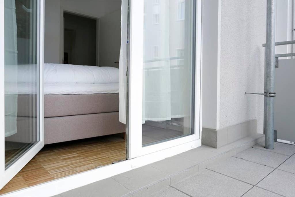 Sc 06 By Rockchair Apartments L Superhost Status L 4 Bedrooms Boxspringbeds 2 Bathrooms Balcony Elevator - Cozy Family & Business Flair Welcomes You! Berlin Exterior photo