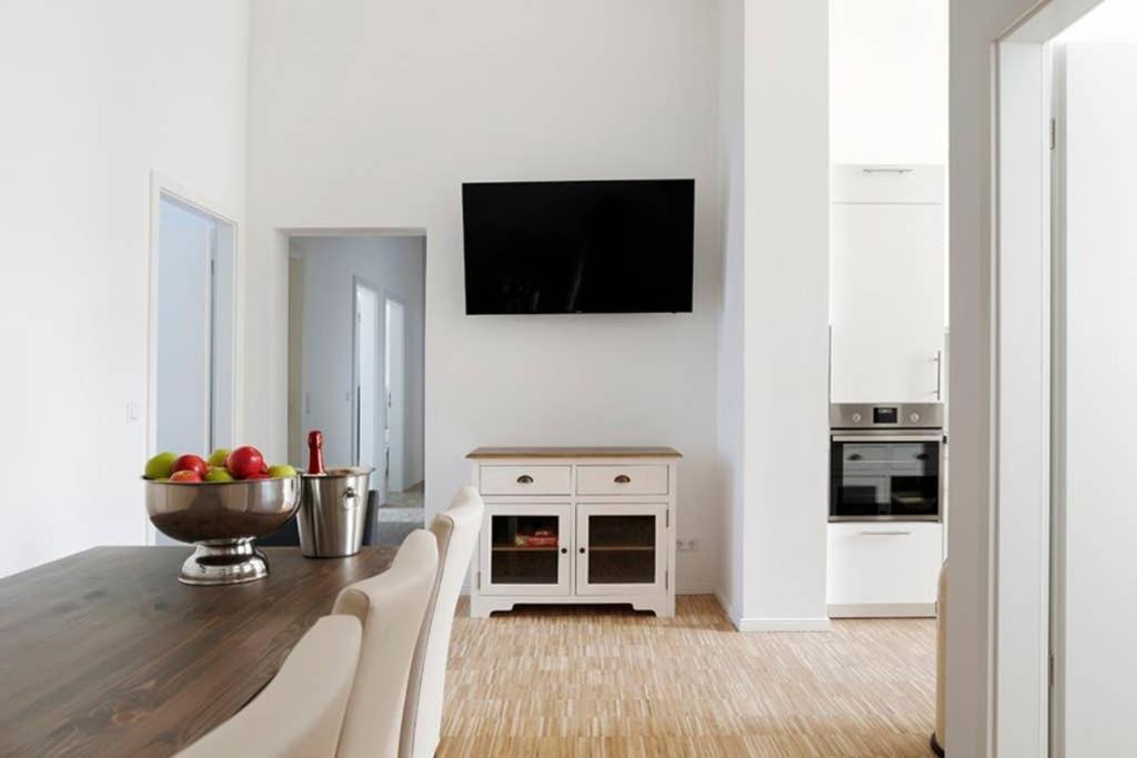Sc 06 By Rockchair Apartments L Superhost Status L 4 Bedrooms Boxspringbeds 2 Bathrooms Balcony Elevator - Cozy Family & Business Flair Welcomes You! Berlin Exterior photo