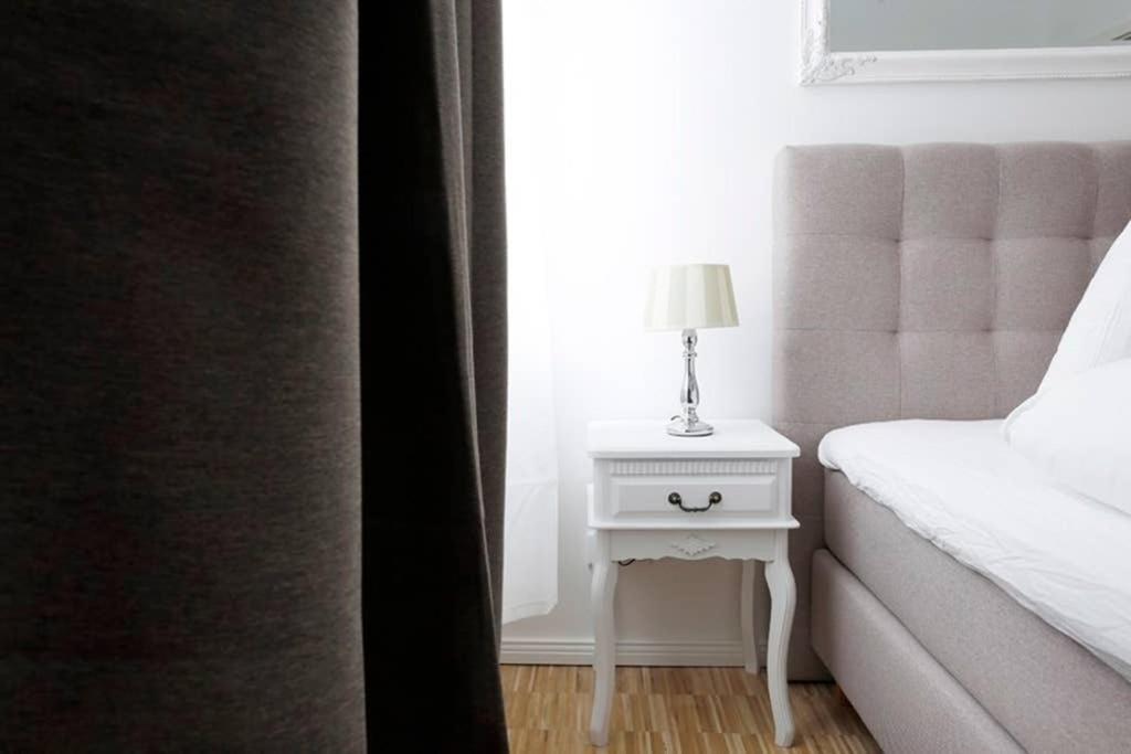Sc 06 By Rockchair Apartments L Superhost Status L 4 Bedrooms Boxspringbeds 2 Bathrooms Balcony Elevator - Cozy Family & Business Flair Welcomes You! Berlin Exterior photo